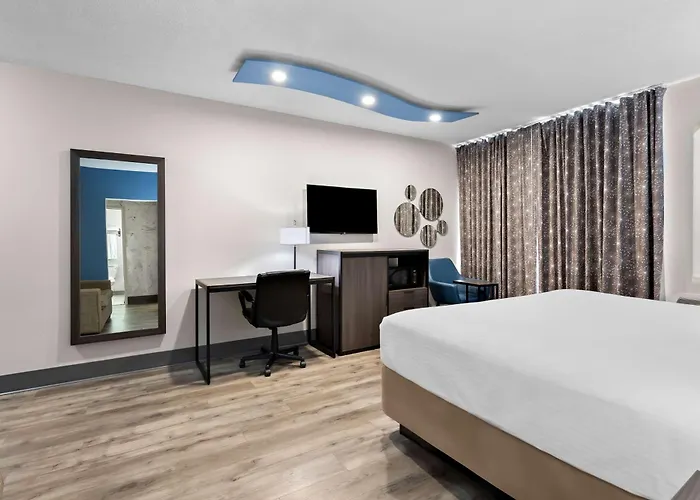 Surestay Plus By Best Western Windsor